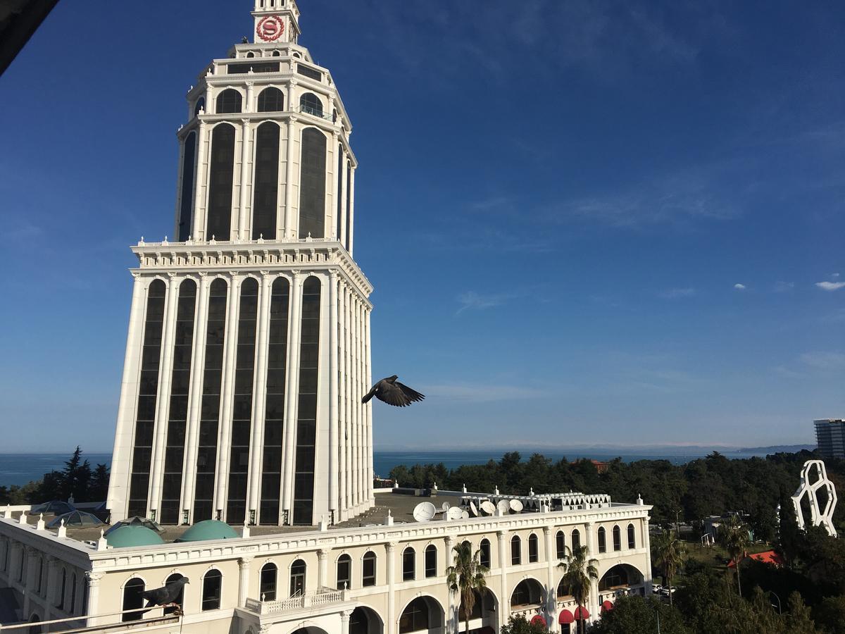 Irakli'S Apartment With Sea View Batumi Exterior foto